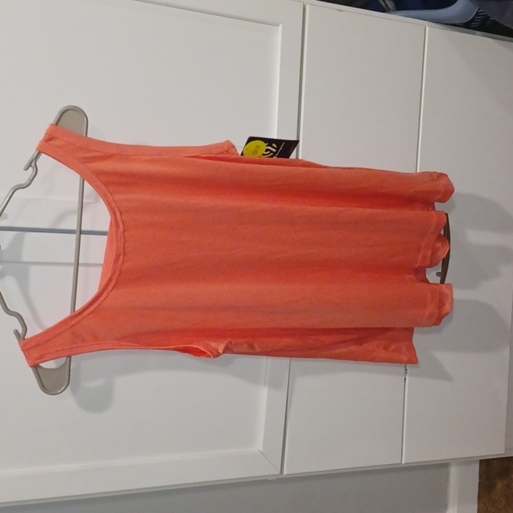 Champion active top with open back